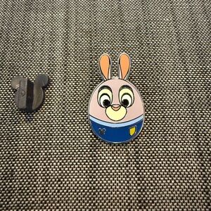 Disney WDW 2023 Hidden Mickey Rabbit Eggs Zootopia Judy Hopps Pin (17)